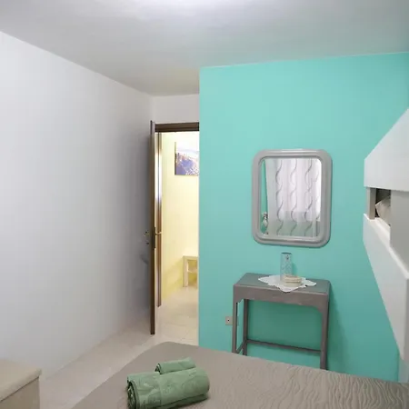 Casa Zuliani - Bilocale In Costa Azzurra Апартаменти